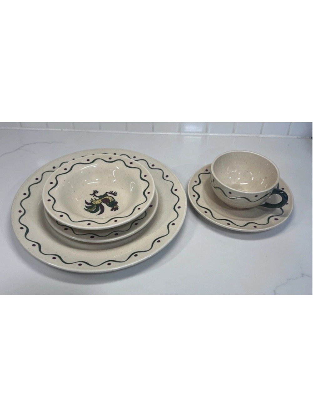 Metlox Poppytrail California Provincial Green Rooster Dinnerware Set